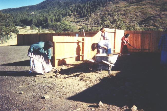 Making monastery lay garden